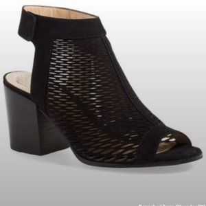 Vince Camuto Lavette Black Peep Toe Sandals-7